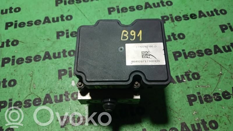 Tesla Model S Блок ABS 