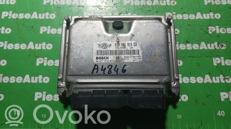 Volkswagen PASSAT B5.5 Engine control unit/module ECU 