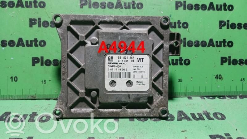 Opel Zafira B Engine control unit/module ECU 