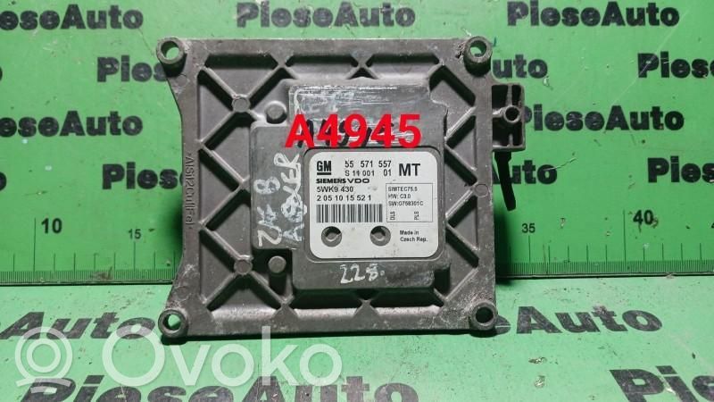 Opel Zafira B Engine control unit/module ECU 