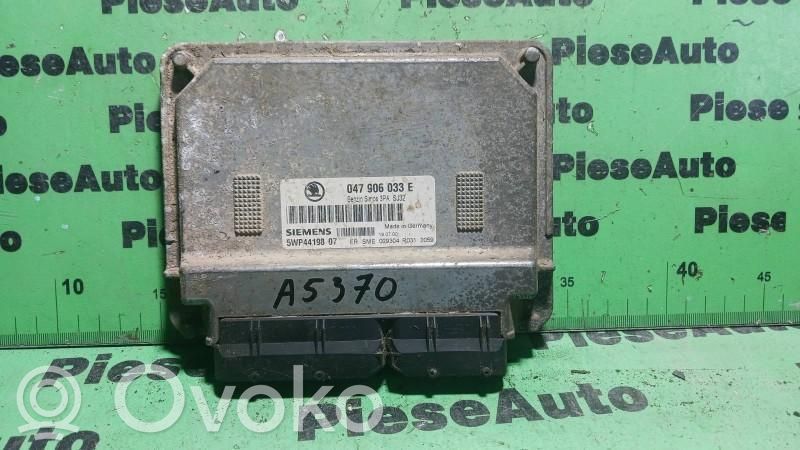 Skoda Fabia Mk1 (6Y) Unidad de control/módulo ECU del motor 