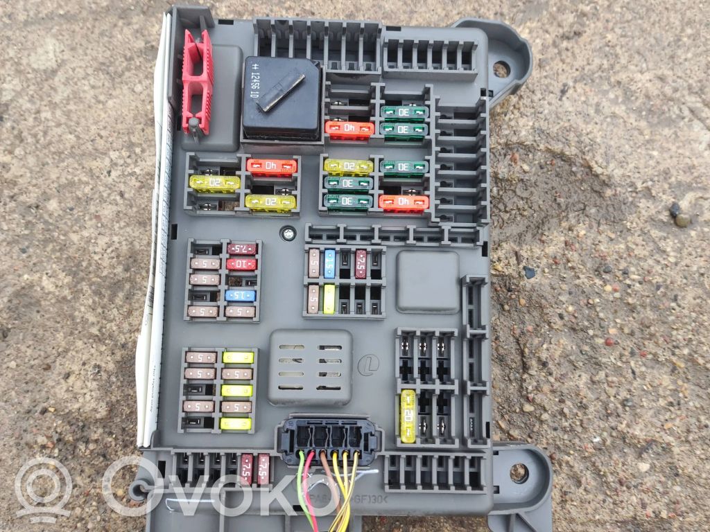 BMW X6 E71 Fuse module 