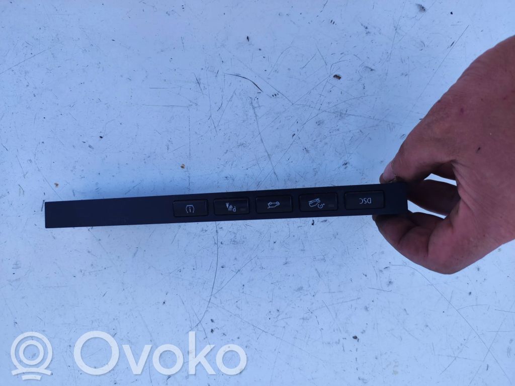 Parking (PDC) sensor switch   6946431