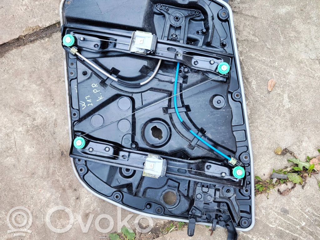 Mercedes-Benz E W213 Elektryczny podnośnik szyby drzwi przednich 