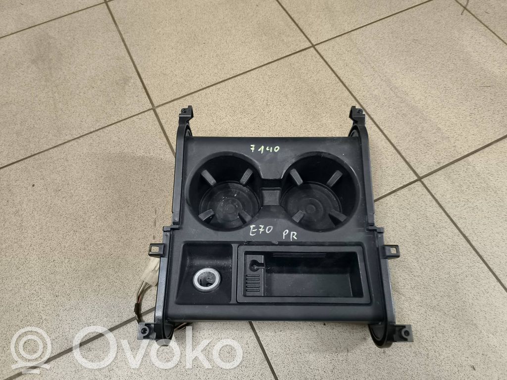 BMW X5M E70 Cup holder front 