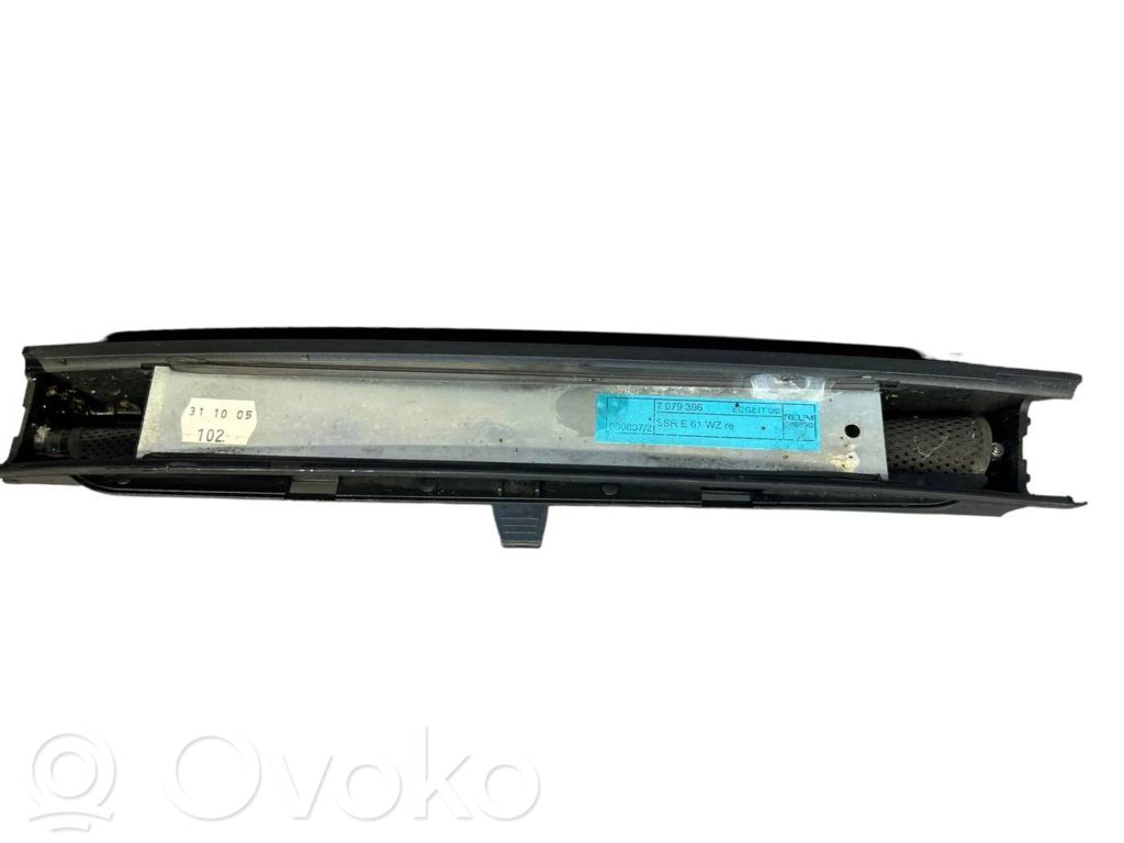 BMW 5 E60 E61 Aizmugurē logu aizkars 