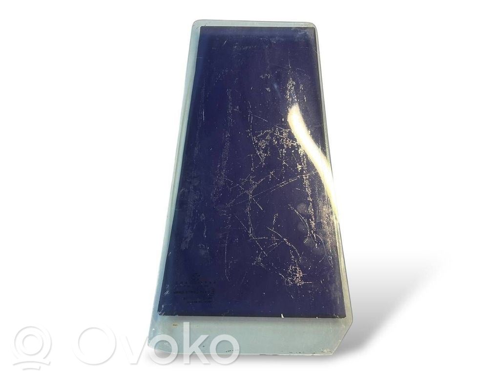 Jeep Cherokee XJ Rear door window glass 