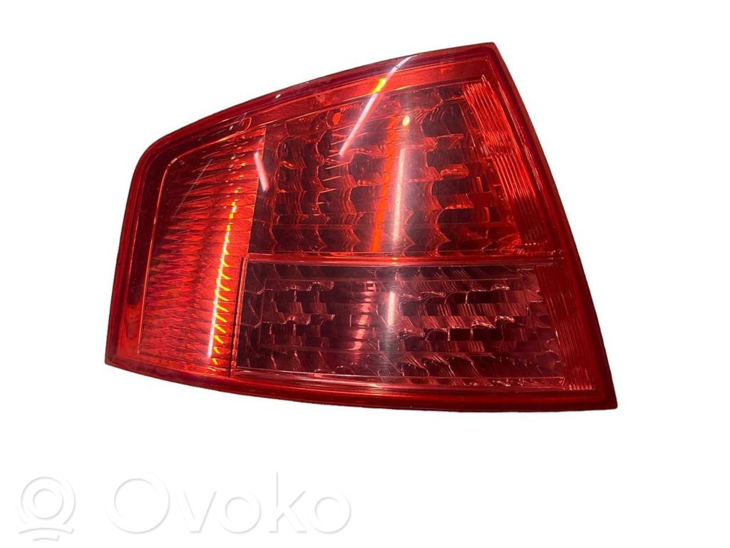 Rear/tail lights   4E0945095C,396001,4E0945095B,4E0945095E