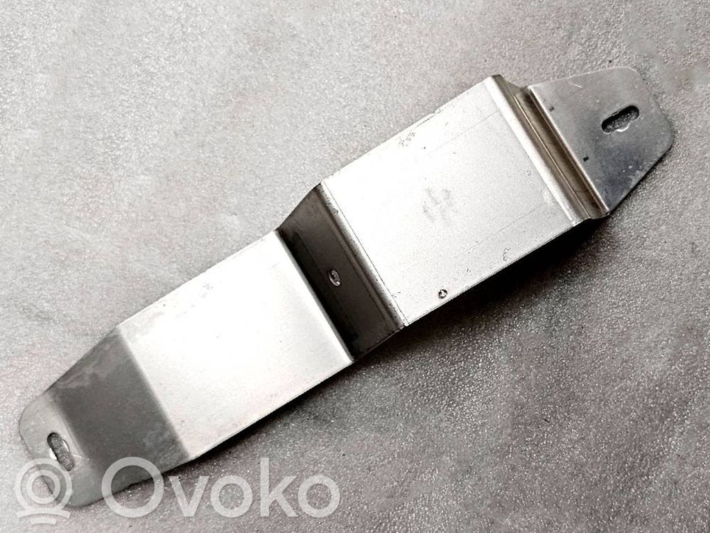 Akun kiinnike   4E0971845L