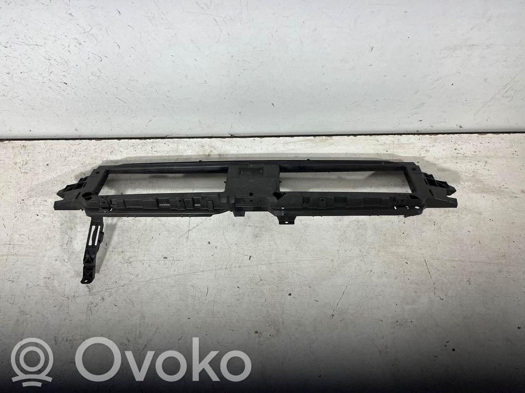 Radiator support slam panel bracket   8W6807771