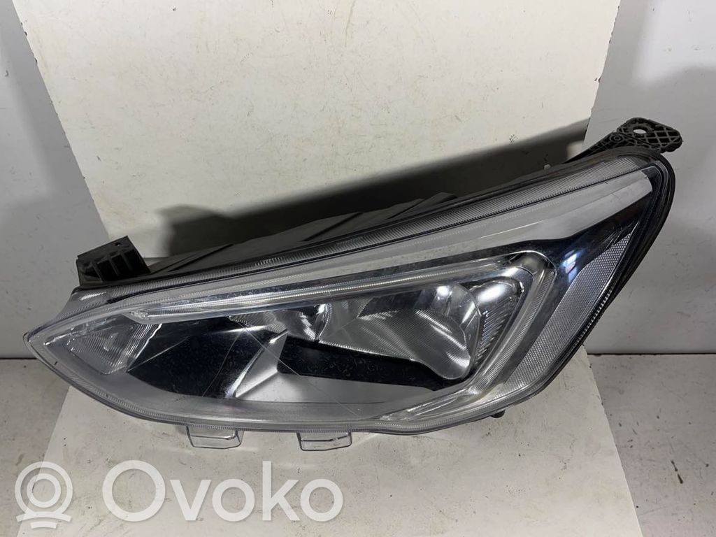 Ford Focus Headlight/headlamp 