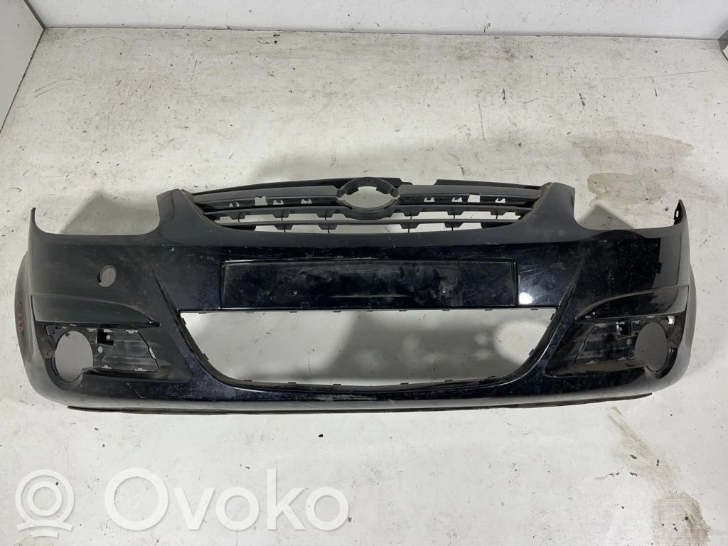 Opel Corsa D Parachoques delantero 