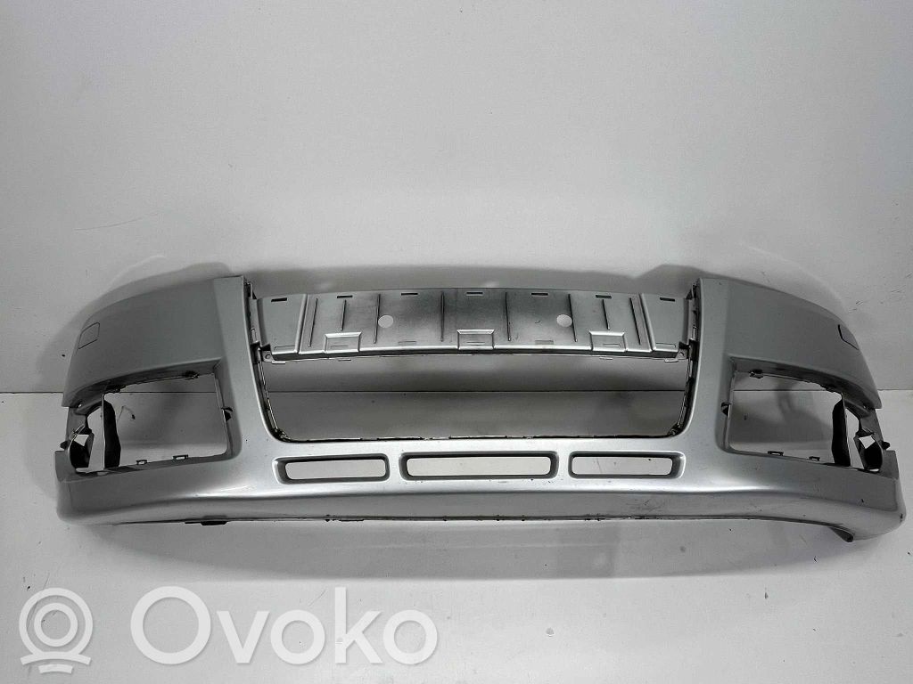 Front bumper   8J0807437