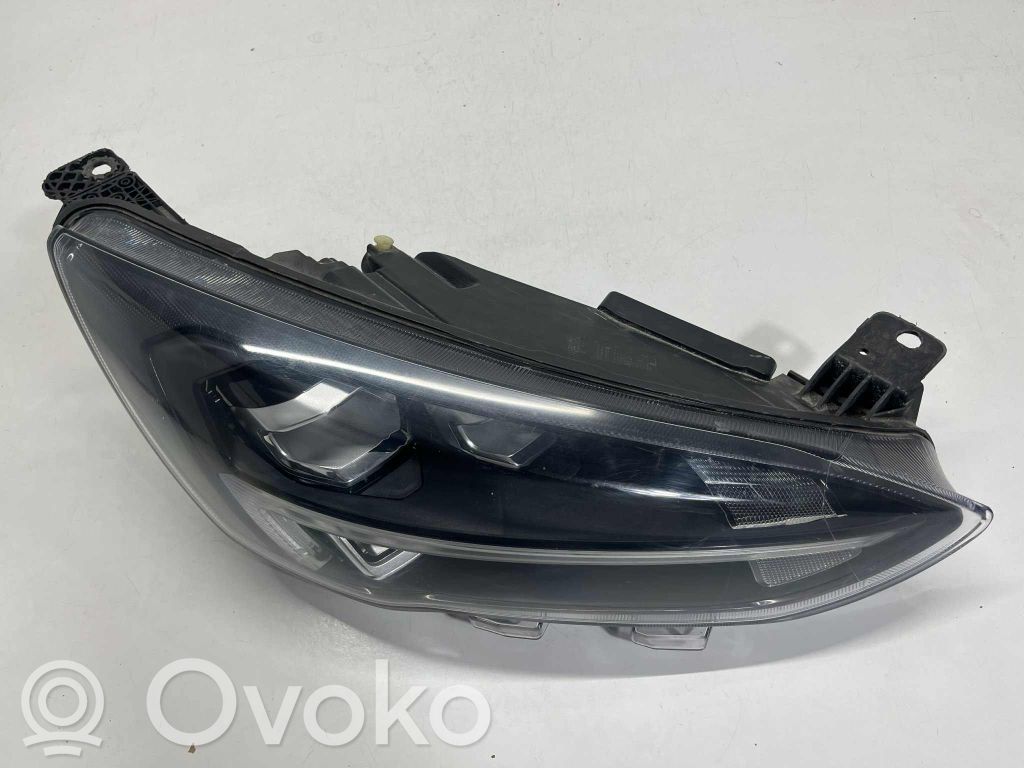 Ford Focus Headlight/headlamp 