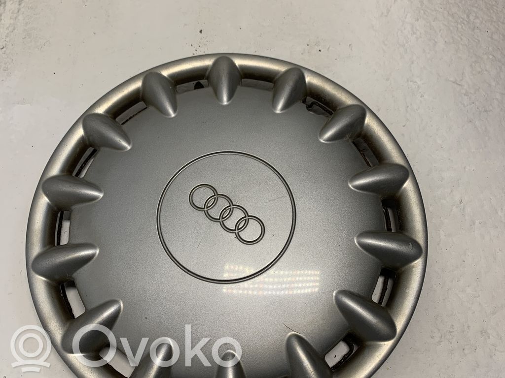 Audi A6 S6 C5 4B R15-pölykapseli 