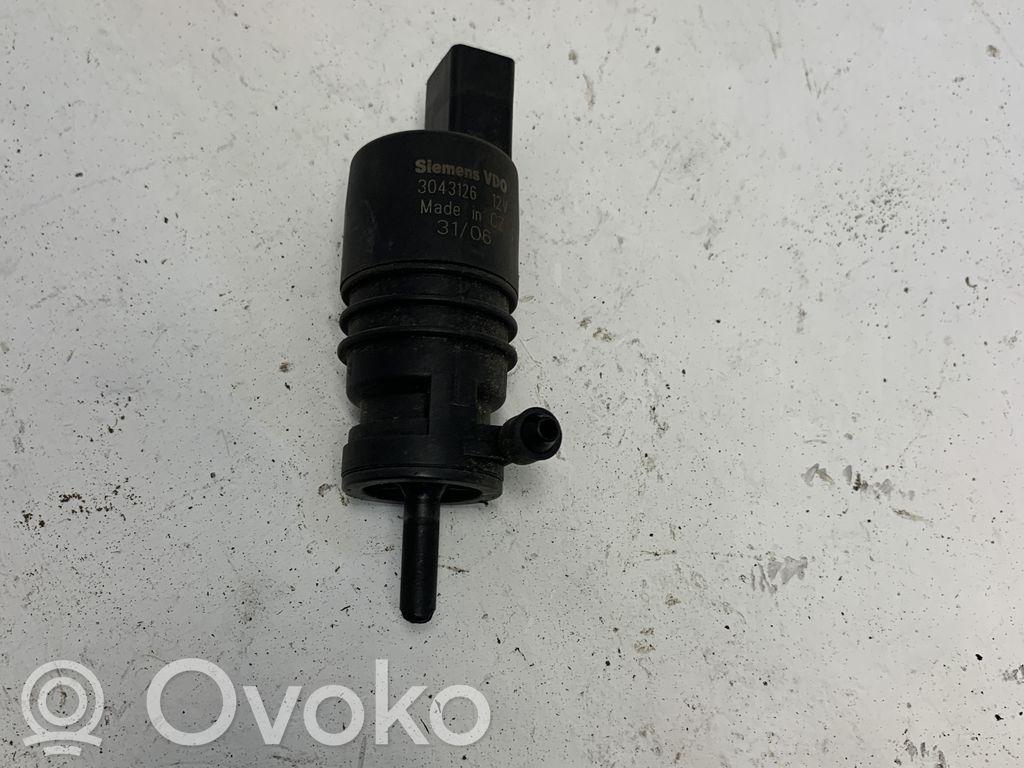Honda Civic Windscreen/windshield washer pump 
