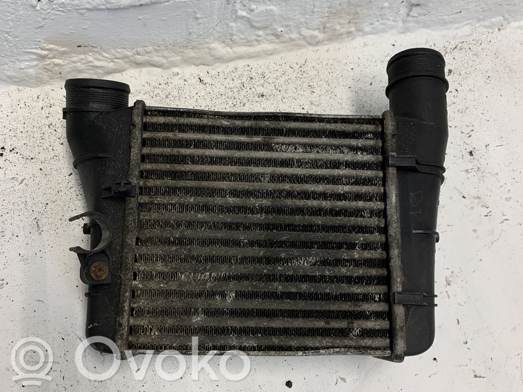 Audi A4 S4 B7 8E 8H Radiador intercooler 
