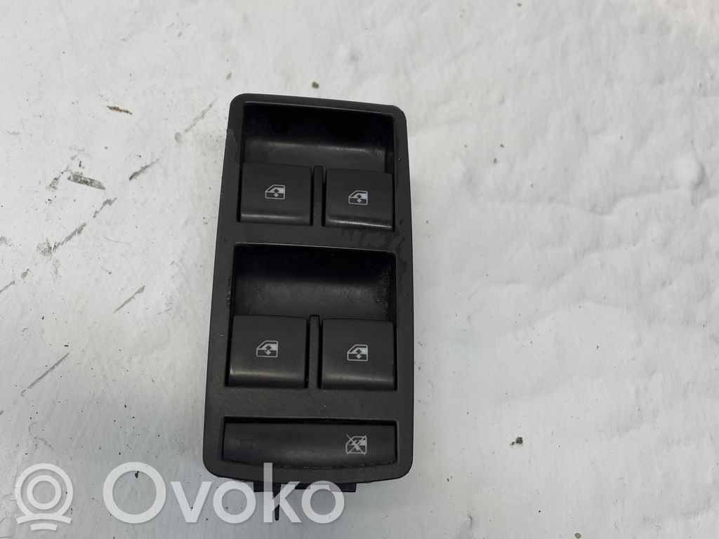 Opel Insignia A Przyciski szyb 