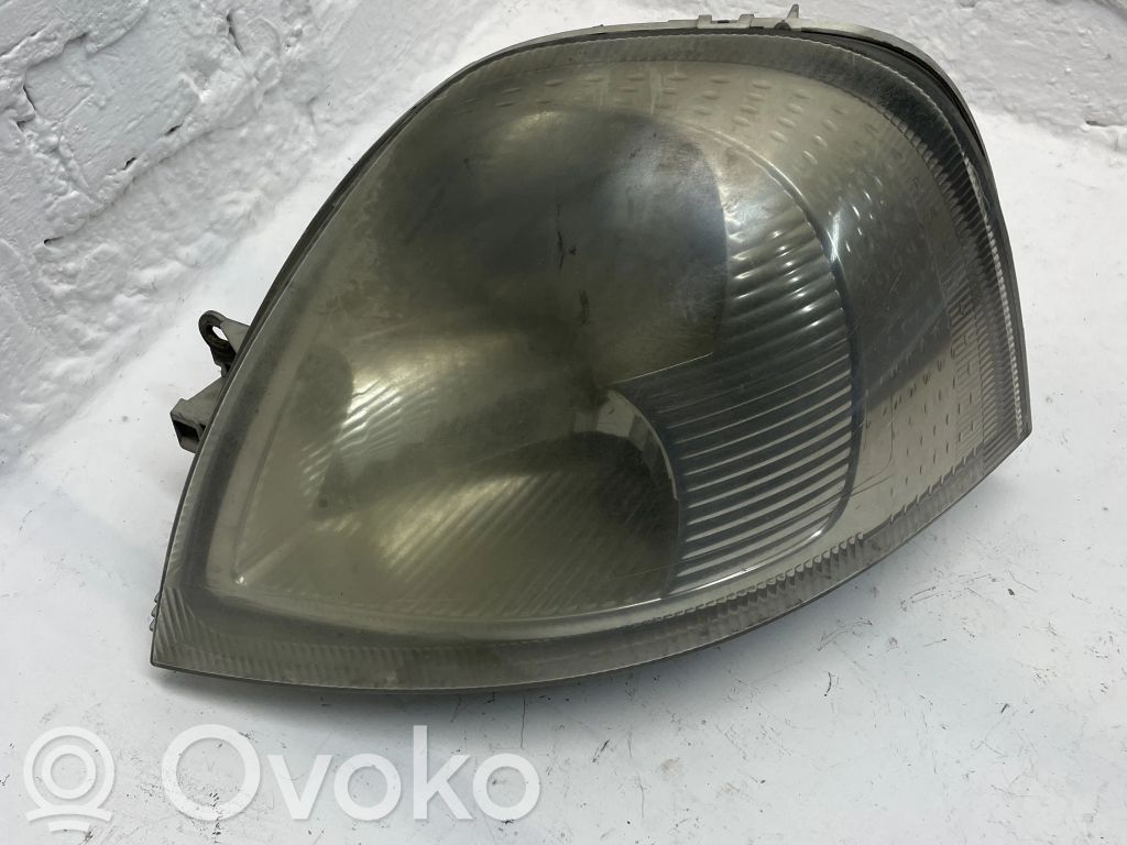 Renault Master II Headlight/headlamp 