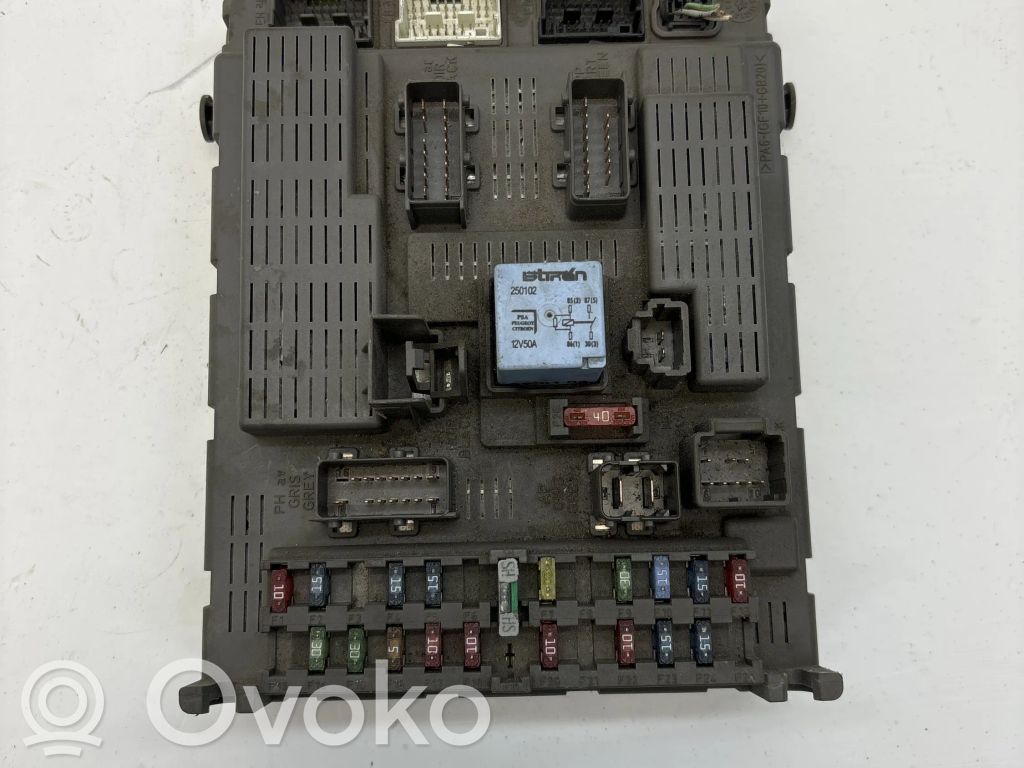 Citroen C5 Komforta modulis 