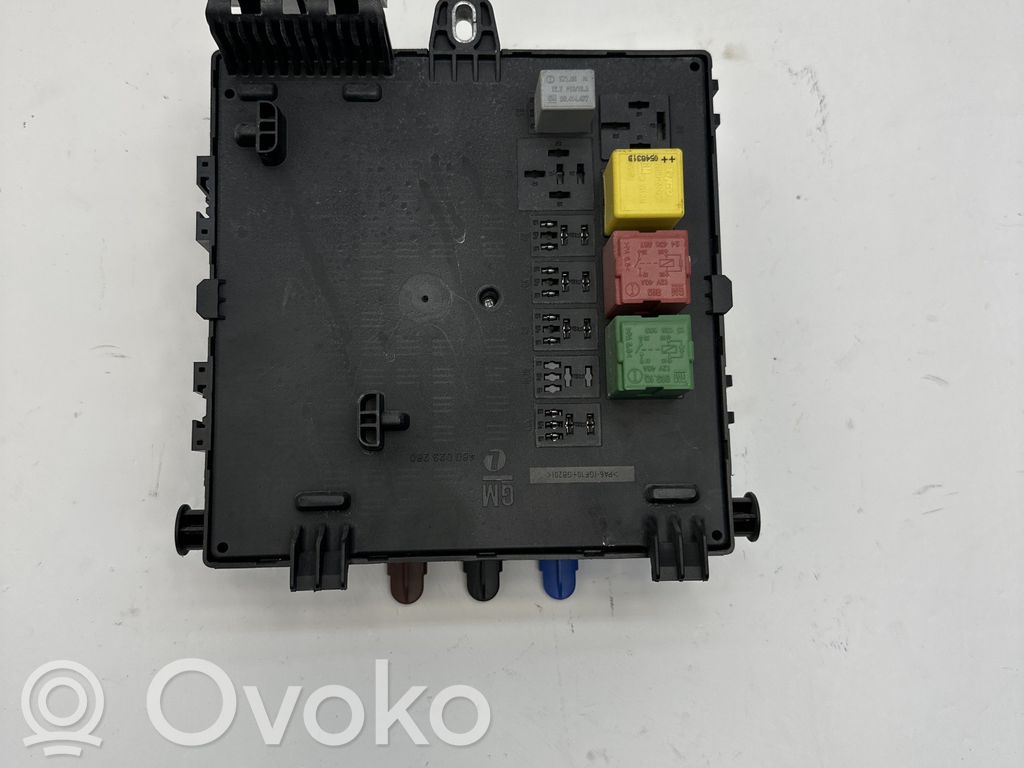Opel Vectra C Drošinātāju bloks 
