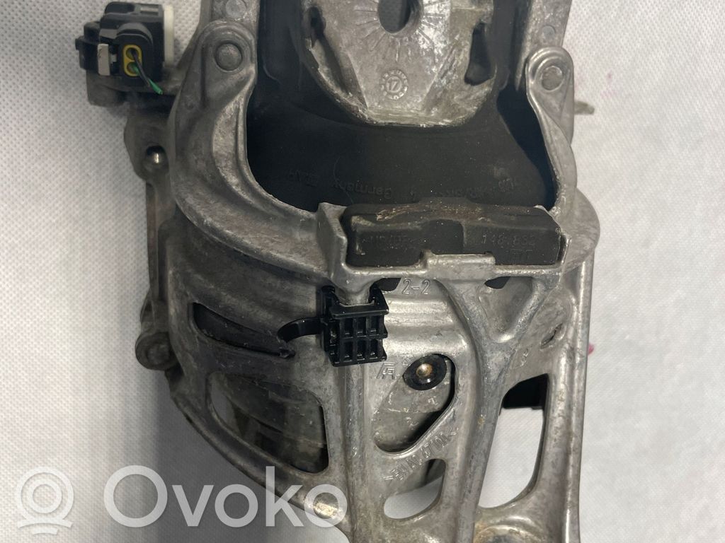 Audi A8 S8 D5 Engine mount bracket 