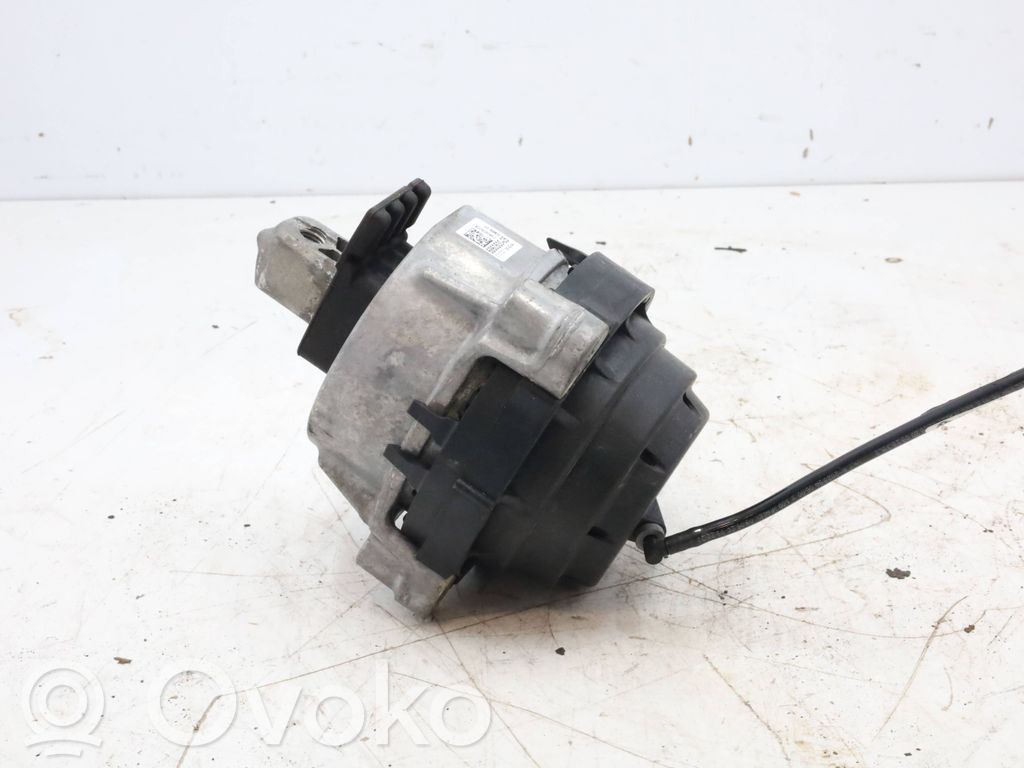BMW X3 G01 Engine mount bracket 