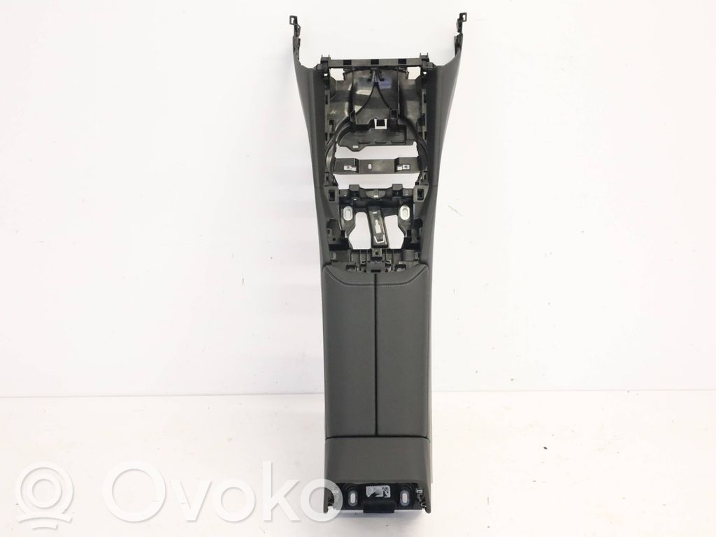 BMW i5 G60 Consola central 