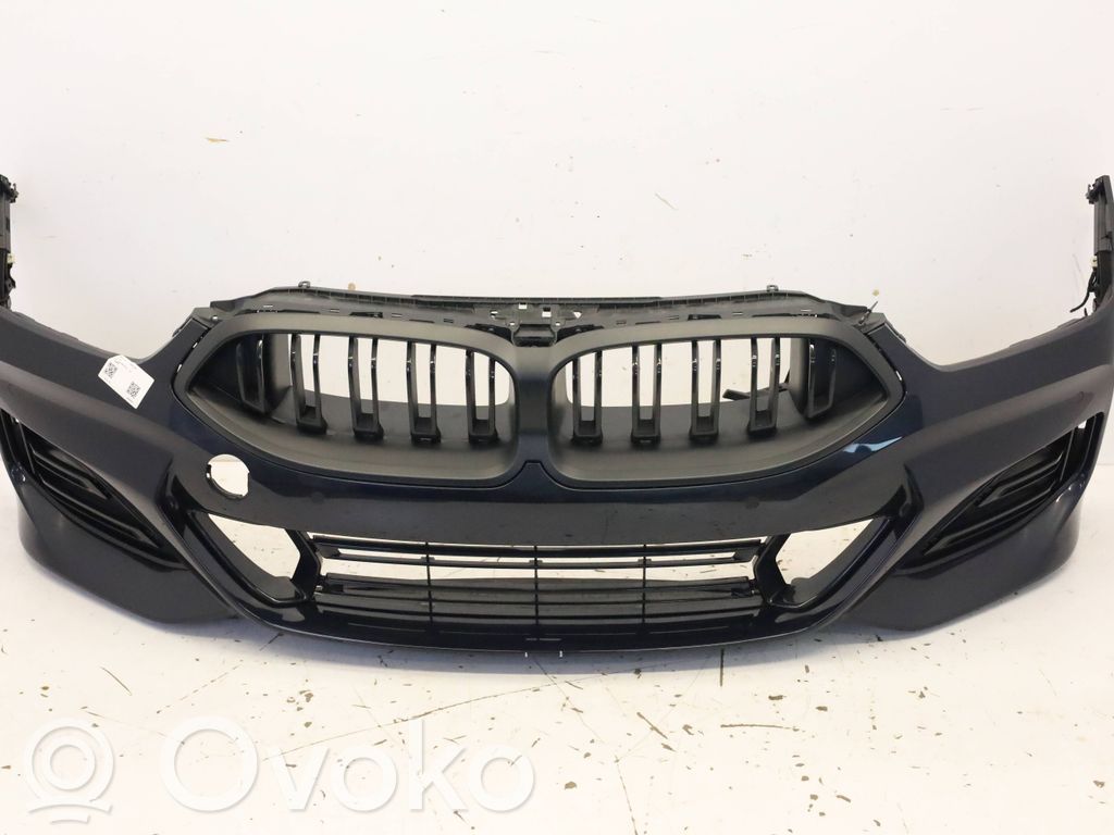 BMW 8 G16 Parachoques delantero 