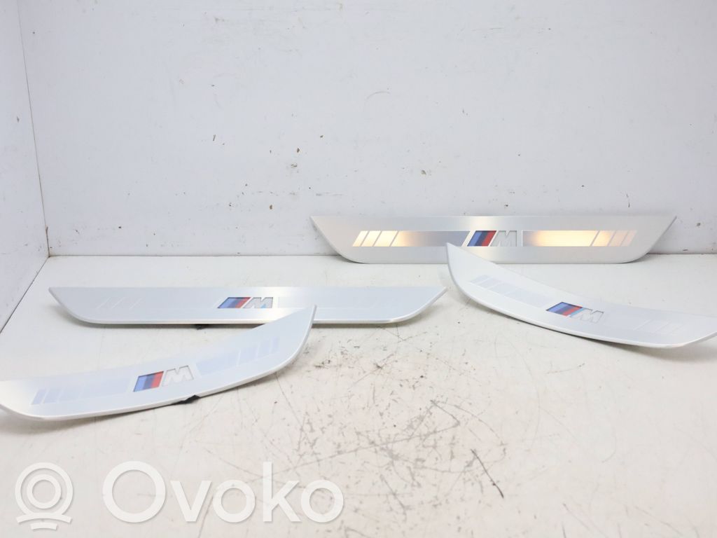 BMW 8 G16 sill trim set (inner) 