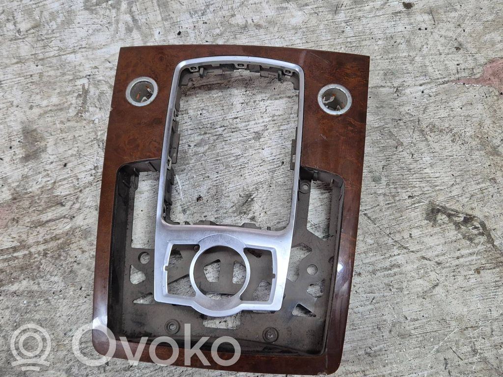 Audi Q7 4L Ozdoba tunelu środkowego 