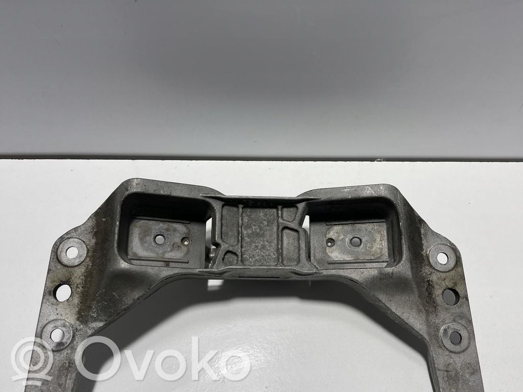 Gearbox mounting bracket   2282027,2282027