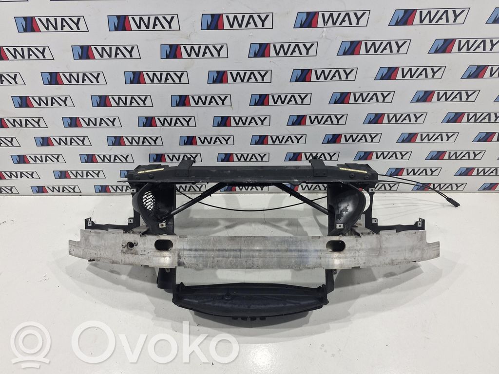 BMW 6 E63 E64 Radiatoru panelis 