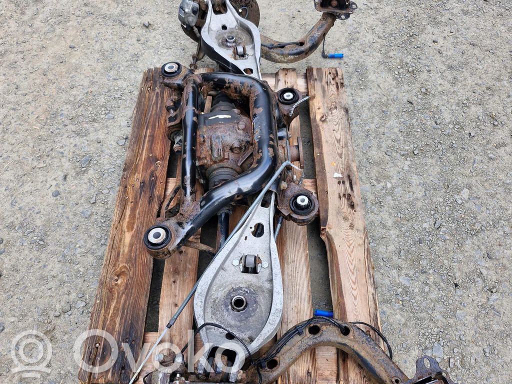 BMW 3 E46 Galinis tiltas 