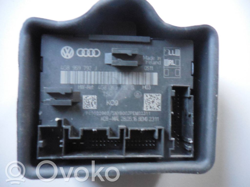 Unité de commande module de porte   4G8959792J