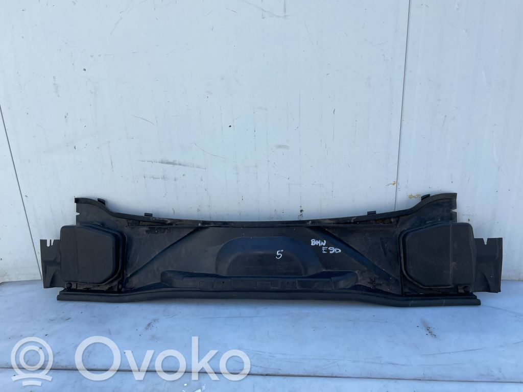 BMW 3 E90 E91 Ohjaamon sisäilman mikrosuodattimen runko (osa) 