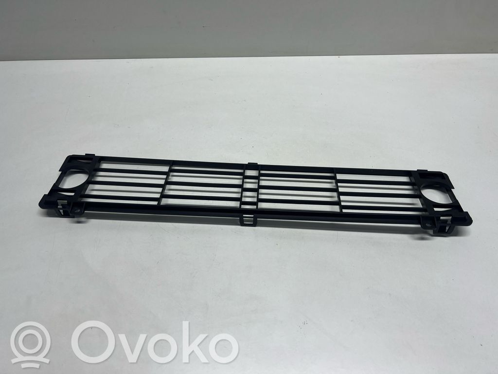 Radiator support slam panel bracket   T8181002