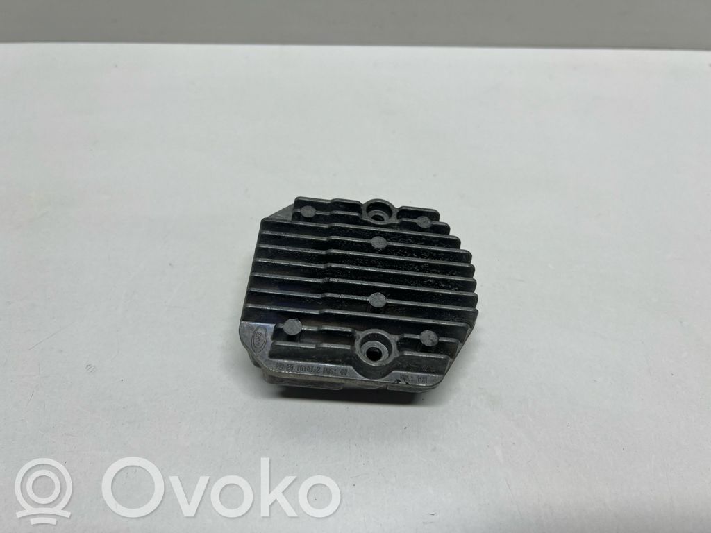 BMW 5 G30 G31 G38 Moduł sterujący statecznikiem LED 