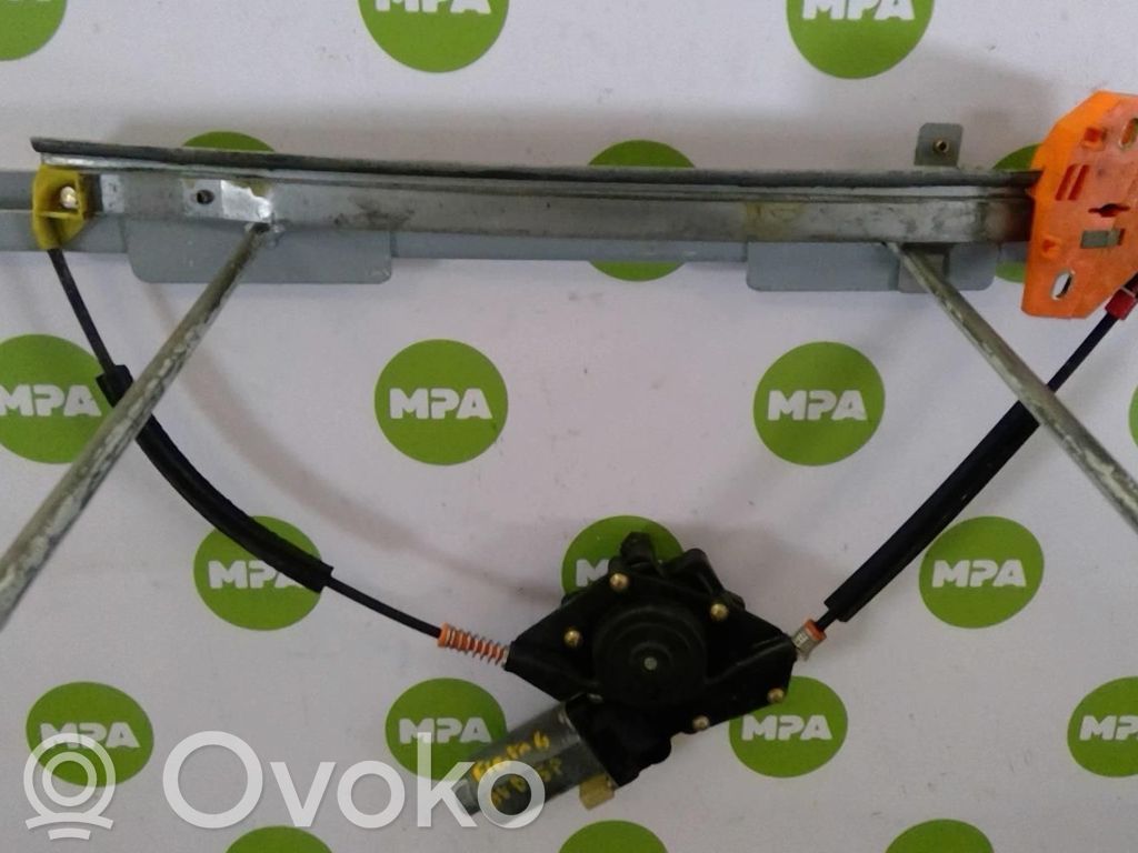 Ford Fiesta Macara ușă față cu motor 