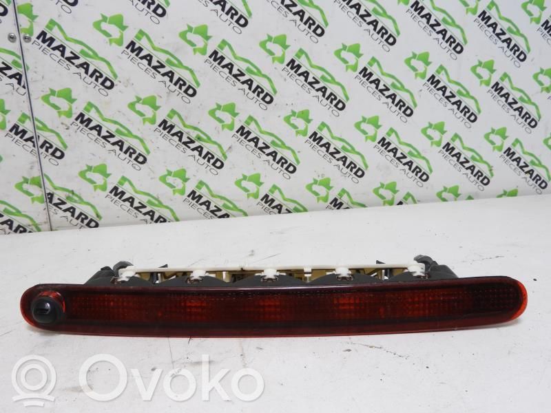 Suzuki SX4 Third/center stoplight 