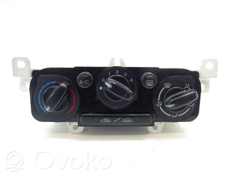 Mazda 323 Climate control unit 