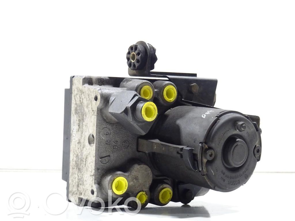 BMW 7 E38 ABS bloks 