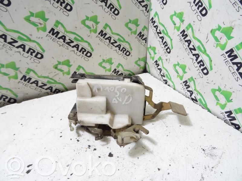 Peugeot Boxer Priekšpusē slēdzene 