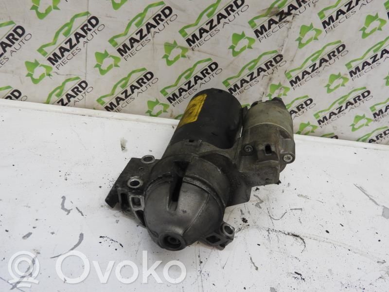 BMW X3 E83 Starter motor 