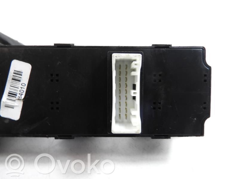Hyundai i10 Electric window control switch 