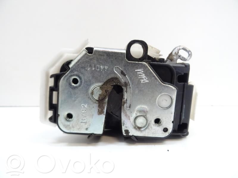 Peugeot Bipper Front door lock 