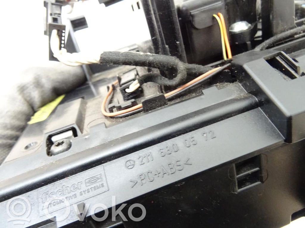 Mercedes-Benz E W211 CD/DVD changer 