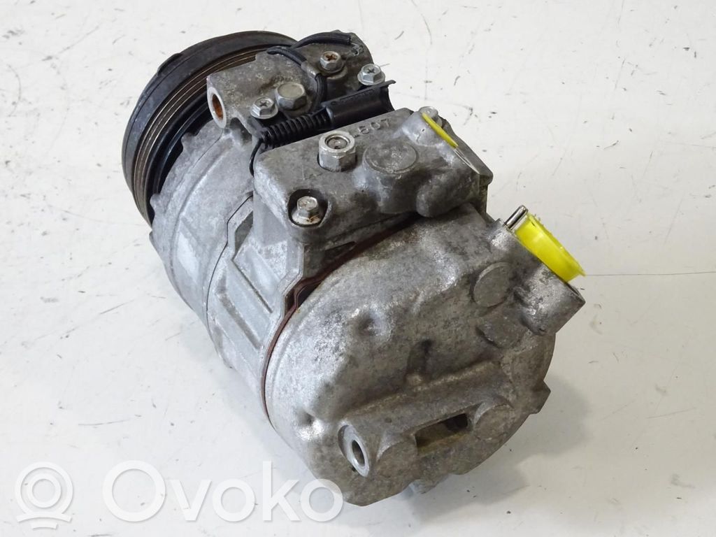 BMW X3 E83 Ilmastointilaitteen kompressorin pumppu (A/C) 
