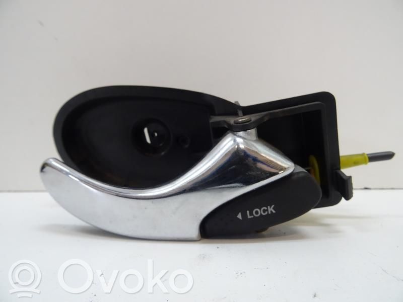 Ford Focus Front door interior handle 