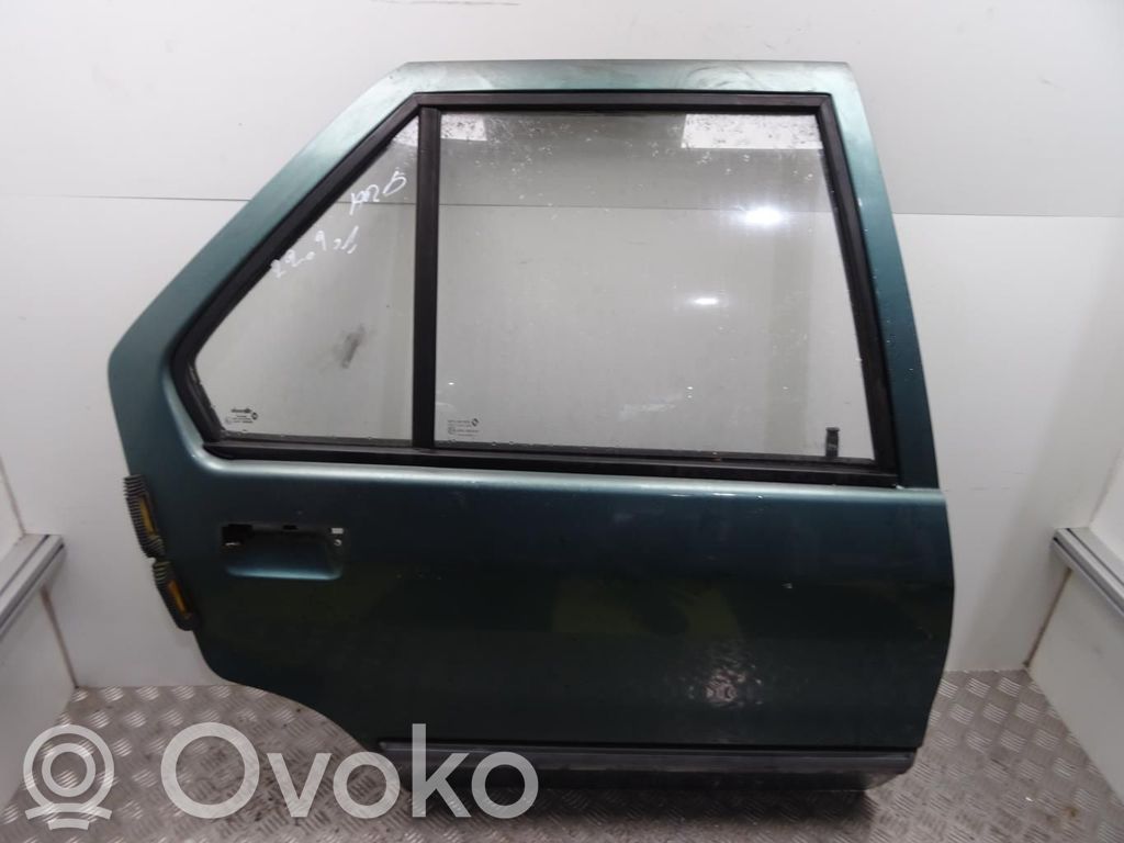Renault 19 Galinės durys 
